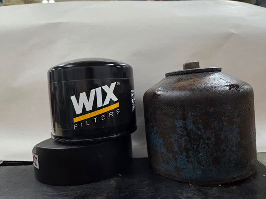 JSPM Spin-on Oil Filter Adapter for Triumph GT6/TR250/TR6 (no oil cooler)